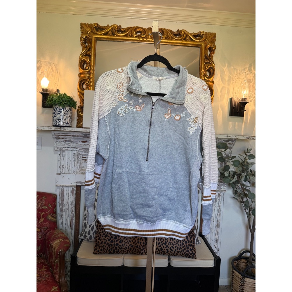 Gimmicks by BKE Womens XS Quarter Zip Sweatshirt Grey Embroidered Beaded Boho